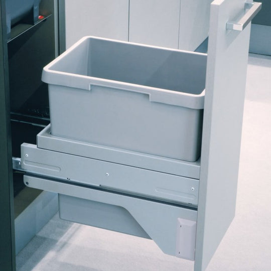 Euro Cargo S afvalsysteem 30B x 44H 30L incl. GRASS 450 geleiders