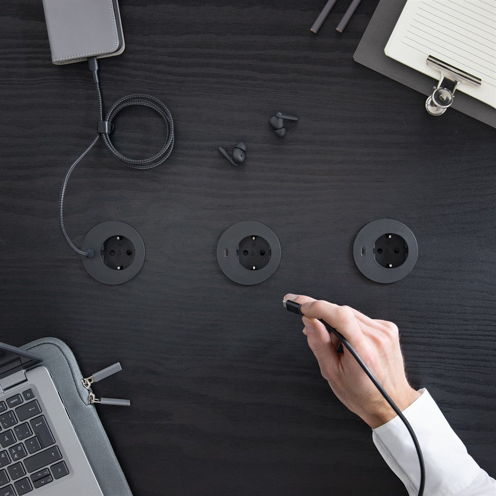 Powerdot midi stopcontact 230V RA + oplader USB-C 1,5m RA